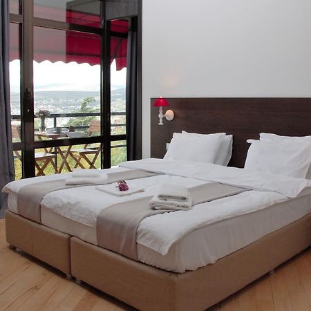 Vera View Hotel Тбілісі Екстер'єр фото