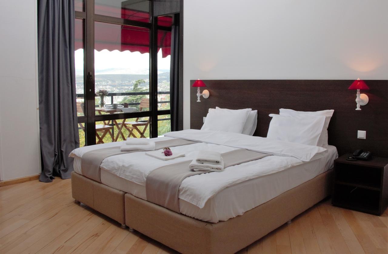 Vera View Hotel Тбілісі Екстер'єр фото