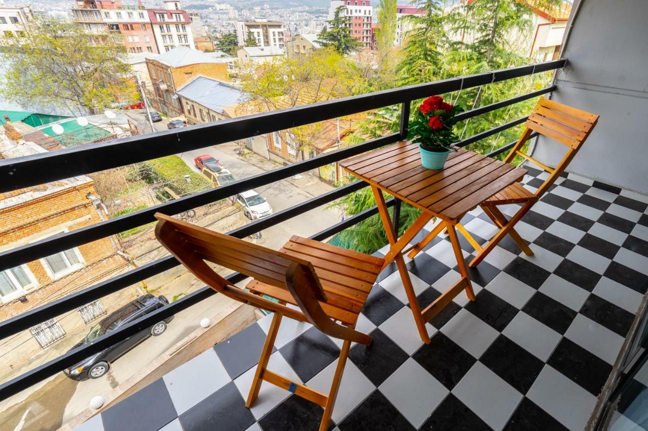 Vera View Hotel Тбілісі Екстер'єр фото