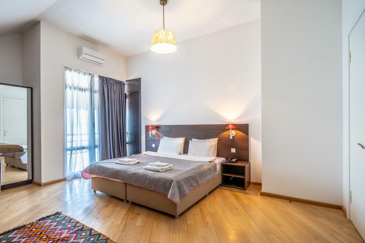 Vera View Hotel Тбілісі Екстер'єр фото