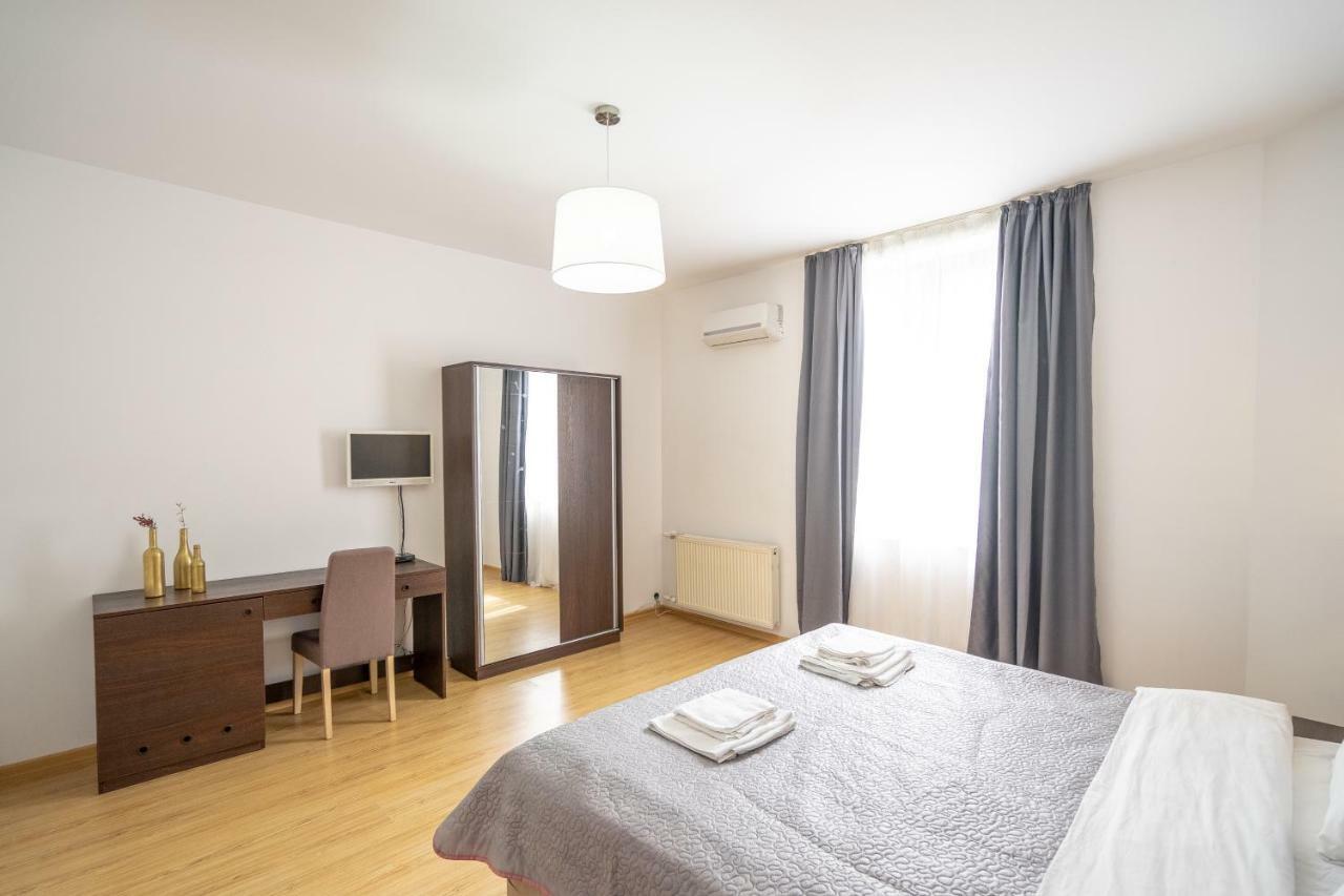 Vera View Hotel Тбілісі Екстер'єр фото
