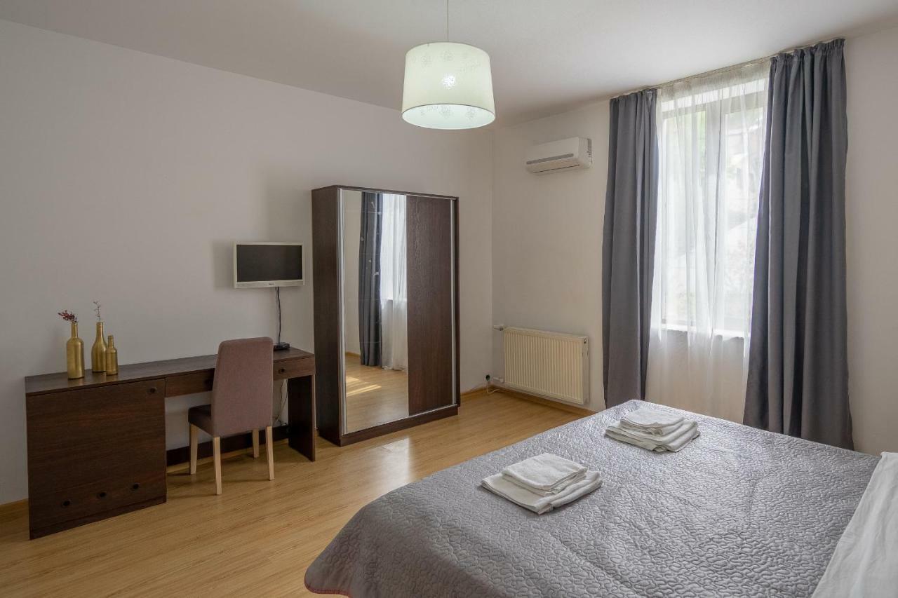 Vera View Hotel Тбілісі Екстер'єр фото