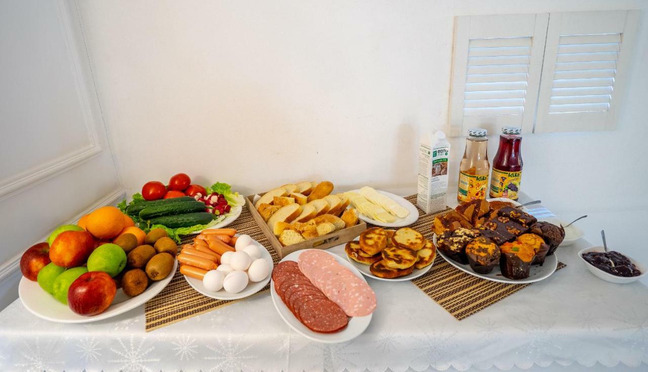 Vera View Hotel Тбілісі Екстер'єр фото