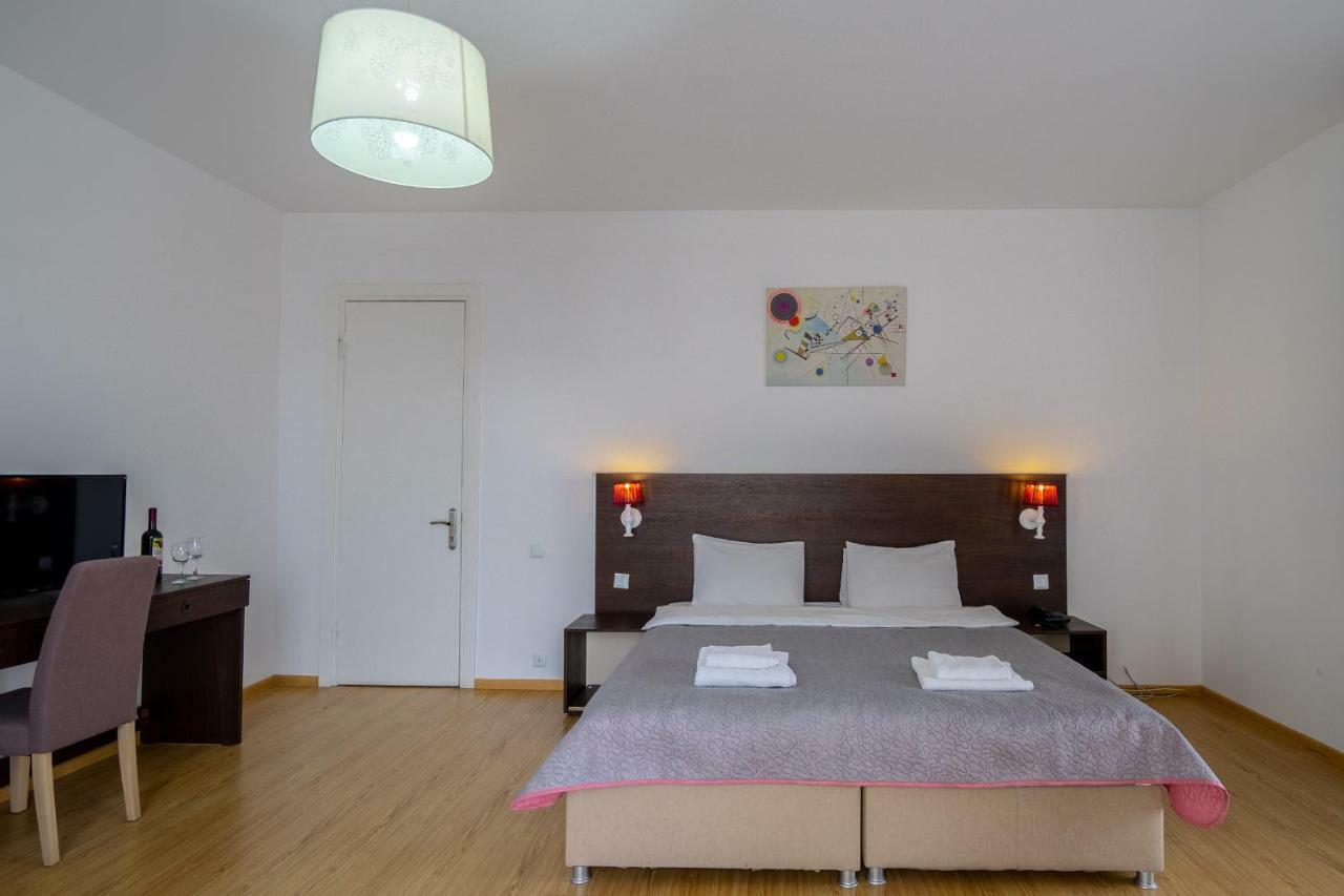 Vera View Hotel Тбілісі Екстер'єр фото