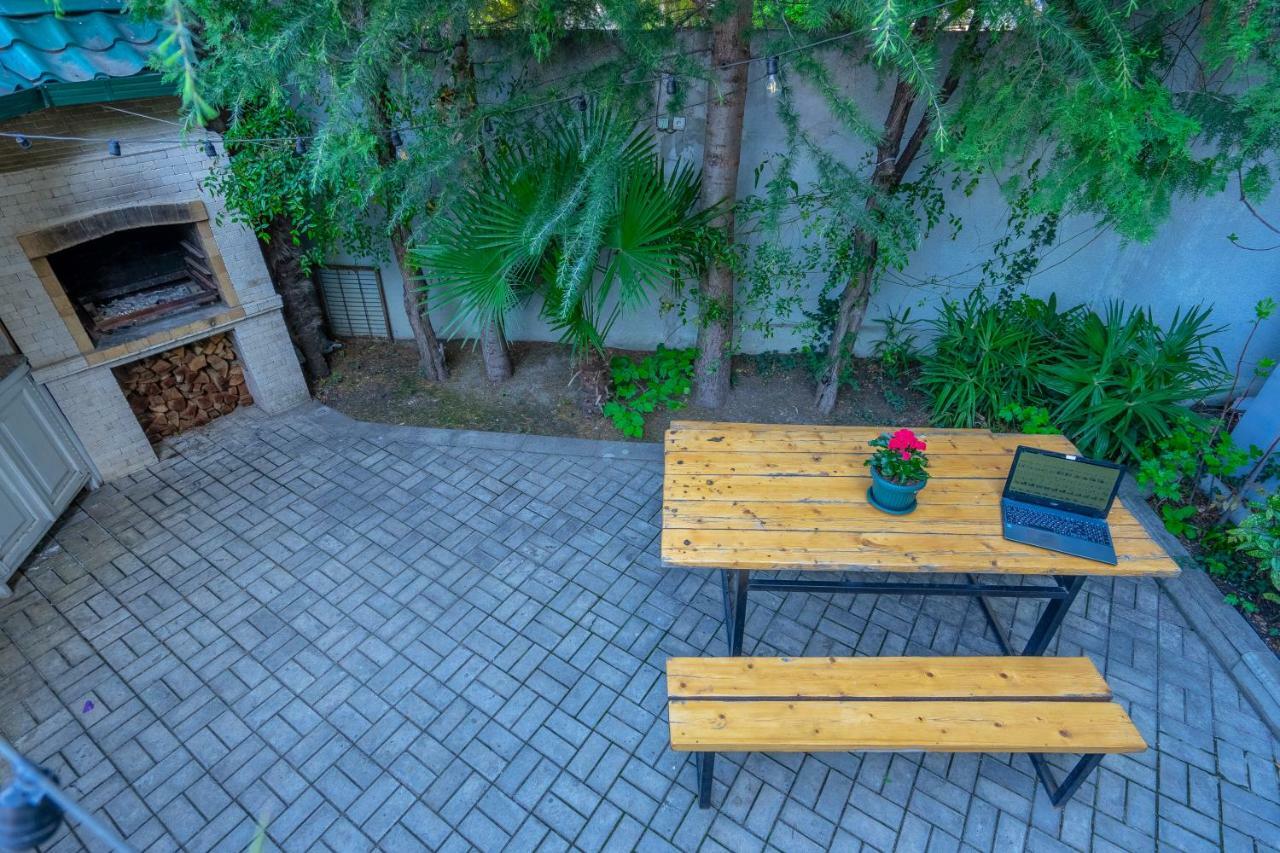 Vera View Hotel Тбілісі Екстер'єр фото