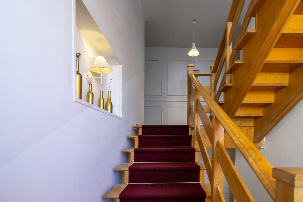 Vera View Hotel Тбілісі Екстер'єр фото